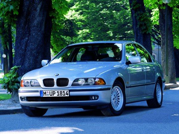 BMW 5er - 520i 2.0 - 110 kW 24V AUTOMATIK-ANHÄNGERKUPPLUNG-TÜV NEU-2 ZONEN KLIMAAUTOMATIK-SHZ-LENDENWIRBELSTÜTZE-WINTER PAKET-ZV