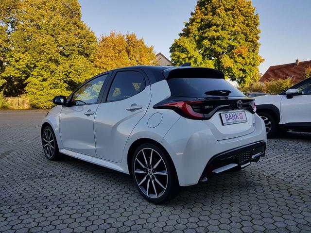 Toyota / Yaris / Weiß / Yaris GR / / 
