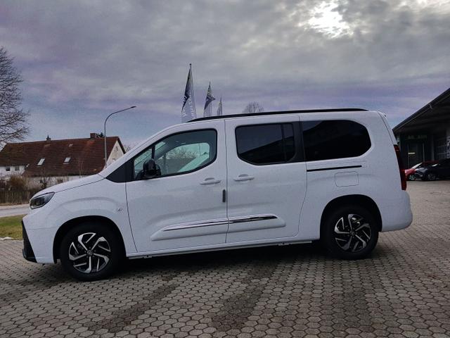 Toyota / Proace City Verso / / / / 