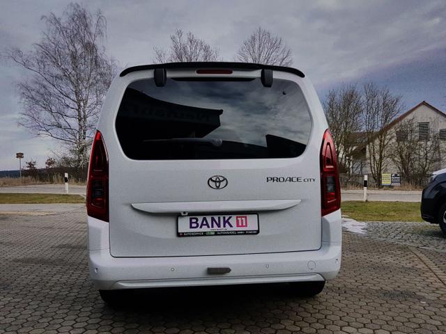 Toyota / Proace City Verso / / / / 