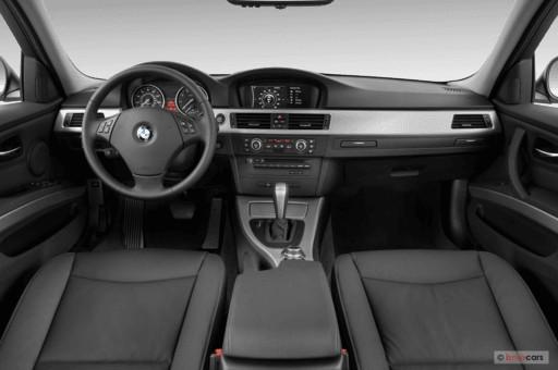BMW 3er Touring 330 d DPF + AUTOMATIK 6-STUFEN+KLIMAAUTOMATIK+PANODACH GLAS+SPORT-FAHRWERK M-TECHNIC+18"+SPORTSITZE+MULITLENKRAD SPORT 