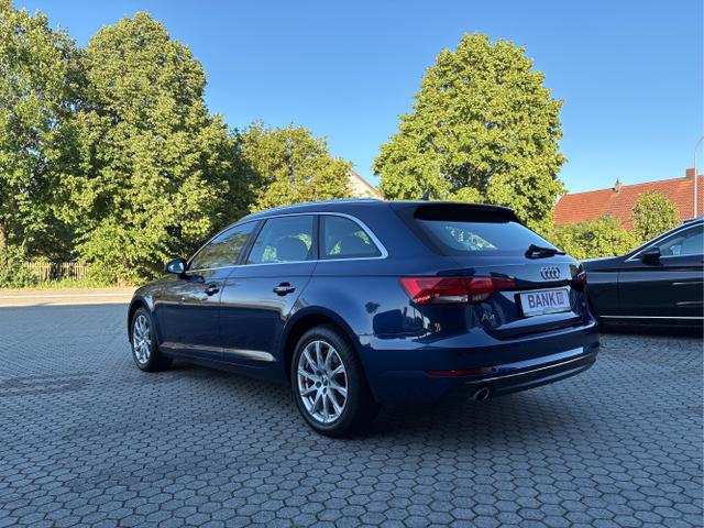 Audi / A4 Avant / Blau / / / A4 2.0 TDI Avant design 7-Gang S-tronic Automatik + Anh&auml;ngerkupplung schwenkbar + PDC vorne/hinten
