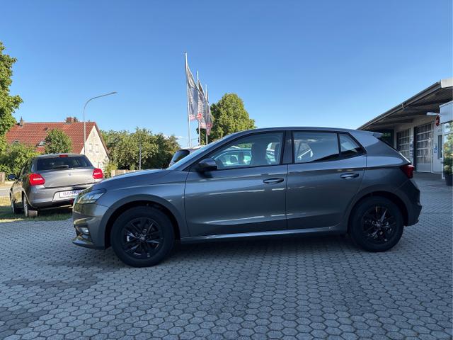 Skoda / Fabia / Grau / / / Fabia 1.0 TSI Selection Black Edition DSG-AUTOMATIK+SITZHEIZUNG+KAMERA+TEMPOMAT+SUN-SET+MULTILENKRAD+ 5 JAHRE GARANTIE!