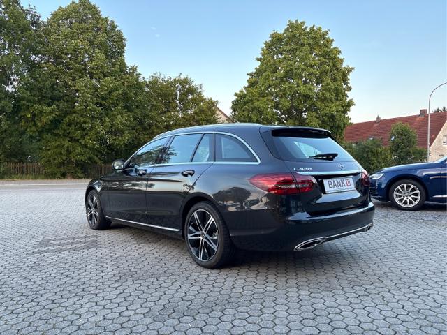 Mercedes-Benz / C-Klasse / Grau / / / C 300 e T Avantgarde Plugin Hybrid ! Anh&auml;ngerkupplung schwenkbar+Business Plus+Avantgarde Interieur+Fahrassistenz-Paket High-End+Park-Paket Advanced