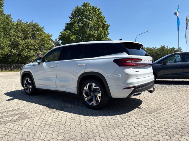 Skoda / Kodiaq / Wei&szlig; / / / Kodiaq 1.5 TSI mHEV Sportline 7-SITZER ! ANH&Auml;NGERKUPPLUNG SCHWENKBAR+ELEKTR. HECKKLAPPE+PANORAMADACH+NAVIGATION+MATRIX BEAM+KAMERA+TEMPOMAT ACC