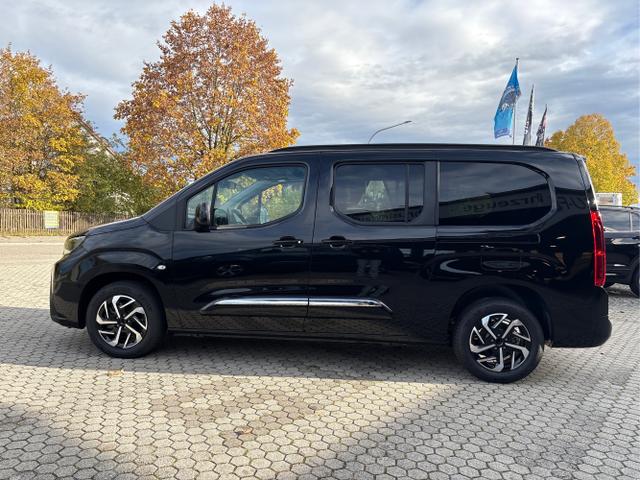 Volkswagen / Polo / Schwarz / / / Proace City Verso 1.2 7-SITZER -TEMPOMAT-R&Uuml;CKFAHRKAMERA-KLIMAAUTOMATIK-PDC-SITZHEIZUNG-SPURHALTEASSISTENT-BLUETOOTH-SMART KEY SYSTEM-GESCHWINDIGKEITSBEGRENZER-DAB-ABLAGE PAKET... MODELL 2026 + 15 JAHRE GARANTIE!