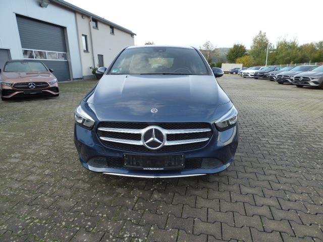 Mercedes-Benz B-Klasse B 200 d Automatik LED High Performance Anhängerkupplung schwenkbar MBUX Sitzheizung 