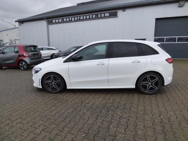 Mercedes-Benz B-Klasse B 220 4 M AMG Line Advanced Plus Totwinkel Nightpaket Verkehrszeichen Assist Multibeam Ambiente Kamera KEYLESS GO EASY PACK Heckklappe Modeljahr 2024 