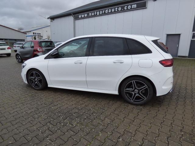 Mercedes-Benz B-Klasse B 220 4 M AMG Line Advanced Plus Totwinkel Nightpaket Verkehrszeichen Assist Multibeam Ambiente Kamera KEYLESS GO EASY PACK Heckklappe Modeljahr 2024 