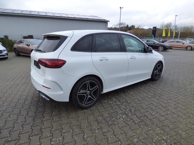 Mercedes-Benz B-Klasse B 220 4 M AMG Line Advanced Plus Totwinkel Nightpaket Verkehrszeichen Assist Multibeam Ambiente Kamera KEYLESS GO EASY PACK Heckklappe Modeljahr 2024 