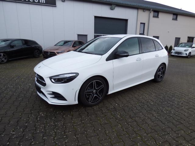 Mercedes-Benz B-Klasse B 220 4 M AMG Line Advanced Plus Totwinkel Nightpaket Verkehrszeichen Assist Multibeam Ambiente Kamera KEYLESS GO EASY PACK Heckklappe Modeljahr 2024 