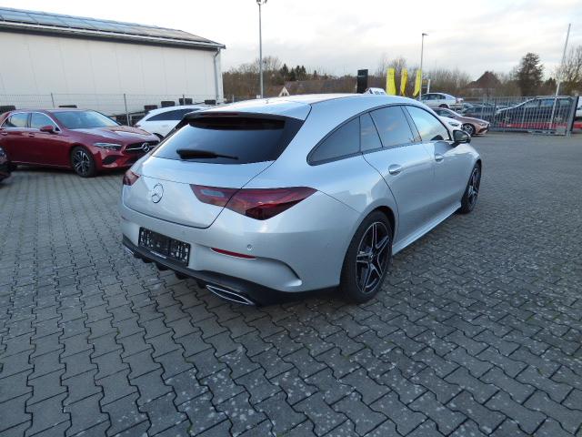 Mercedes-Benz CLA Shooting Brake 180 SB AMG Line Premium Anhängerkupplung Night Paket 360 Grad Kamera Verkehrszeichen Assist Winter Ambiente LED Keyless Go Totwinkel 