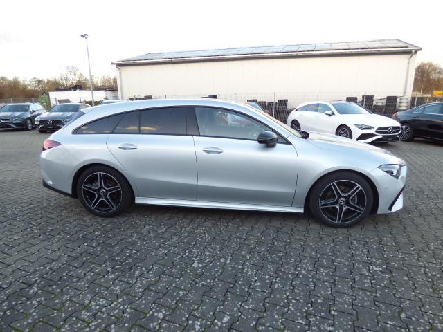 Mercedes-Benz CLA Shooting Brake 180 SB AMG Line Premium Anhängerkupplung Night Paket 360 Grad Kamera Verkehrszeichen Assist Winter Ambiente LED Keyless Go Totwinkel 