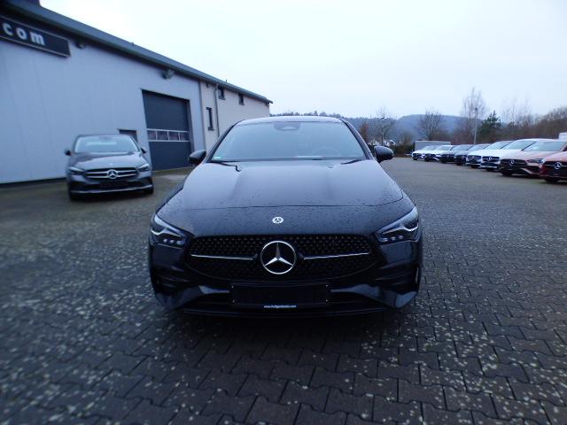 Mercedes-Benz CLA Shooting Brake 200 SB AMG Line Advanced Plus Night Paket Totwinkel Assistent Verkehrszeichen Assist 