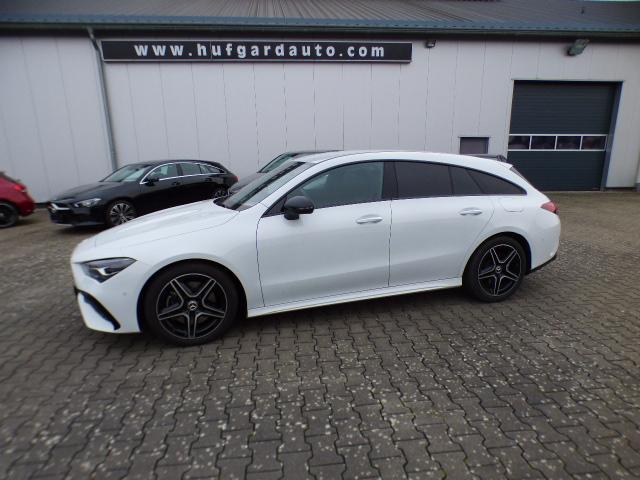 Mercedes-Benz CLA Shooting Brake 200 SB AMG Line Advanced Plus Anhängerkupplung Totwinkel Assist Night Paket Verkehrszeichen 