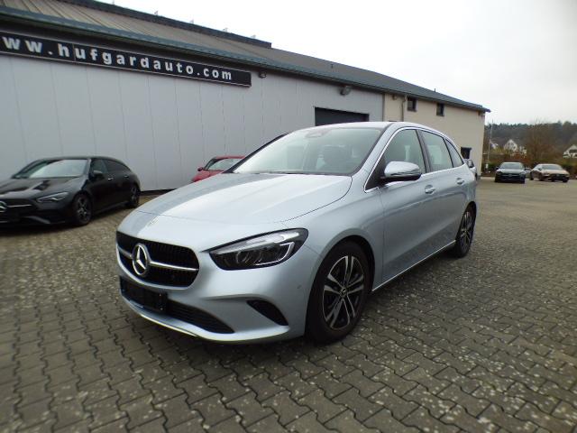 Mercedes-Benz B-Klasse B 200 Progressive Line Advanced Leder Paket Winterpaket LED High Performance Kamera 