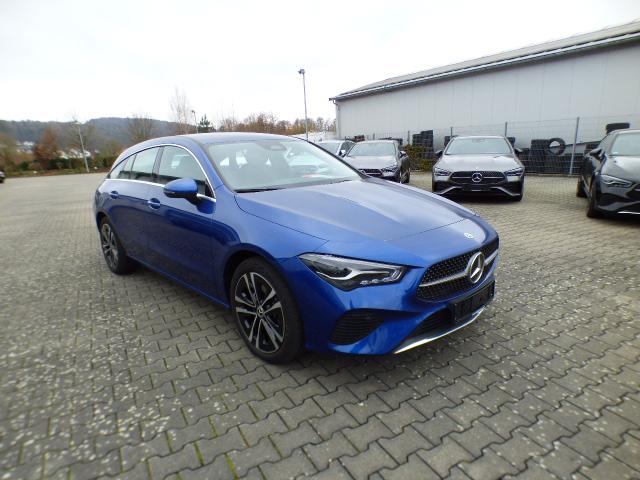 Mercedes-Benz CLA Shooting Brake 180 SB Progressive Line Advanced Volldigitales Display Smartphone Integration Winter Paket LED Kamera Model 2024 