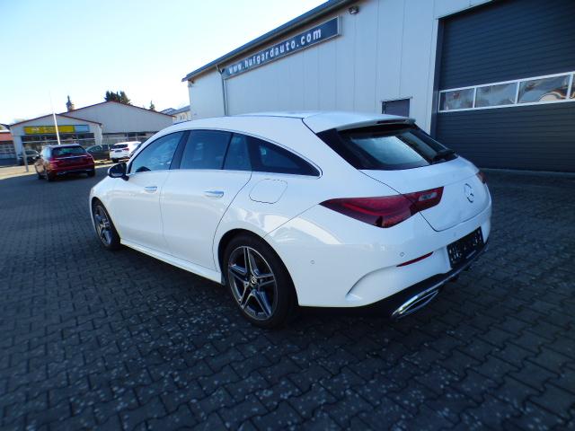 Mercedes-Benz CLA Shooting Brake 180 SB AMG Line Premium Panorama Schiebedach Anhängerkupplung Memory Winter Paket Ambiente Beleuchtung LED Keyless Go Modeljahr 2024 