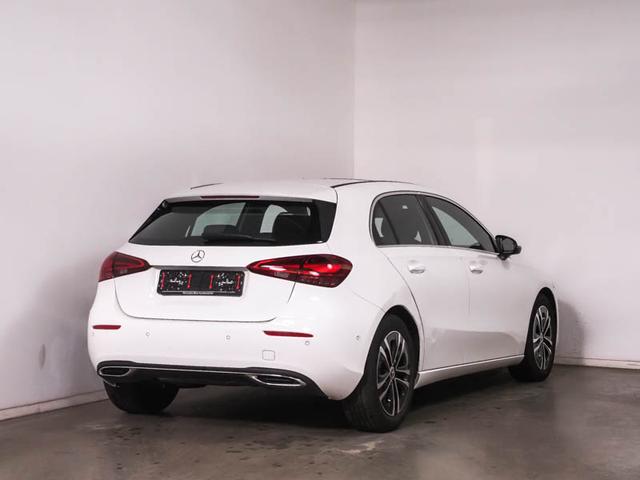 Mercedes-Benz A-Klasse A 180 Progressive Line Advanced Panoramaschiebedach Multibeam LED Verkehrszeichen Assist Winter Paket Kamera 