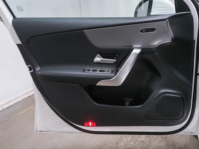 Mercedes-Benz A-Klasse A 180 Progressive Line Advanced Panoramaschiebedach Multibeam LED Verkehrszeichen Assist Winter Paket Kamera 