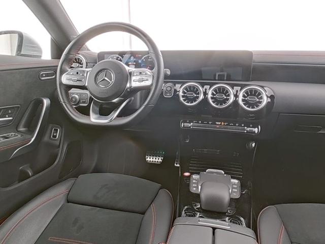 Mercedes-Benz CLA Shooting Brake 220 d SB Edition AMG Line Fahrassistenz Standheizung Kamera Keyless Go Ambientebeleuchtung Soundsystem LED High Performance 