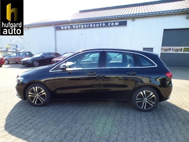 Mercedes-Benz B-Klasse - B 250 4M 8G-DCT LED High Performance Kamera EASY Pack Winter Paket Verkehrszeichen Assist