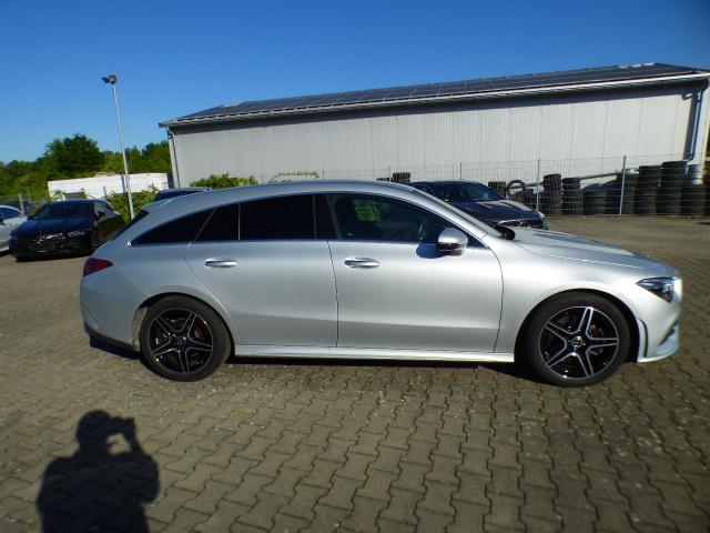 Mercedes-Benz CLA Shooting Brake 220 d SB Edition AMG Line Fahrassistenz Standheizung Kamera Keyless Go Ambientebeleuchtung Soundsystem LED High Performance 