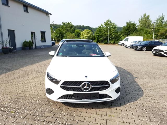 Mercedes-Benz / A-Klasse / / / / 