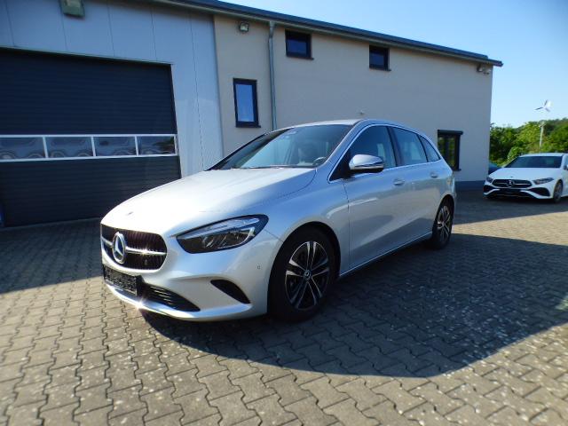 Mercedes-Benz B-Klasse B 180 Progressive Line Advanced Automatik Verkehrszeichen Assist Kamera EASY Pack LED High Performance MBUX 