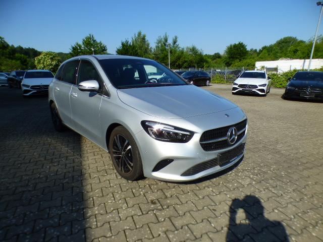 Mercedes-Benz B-Klasse B 180 Progressive Line Advanced Automatik Verkehrszeichen Assist Kamera EASY Pack LED High Performance MBUX 