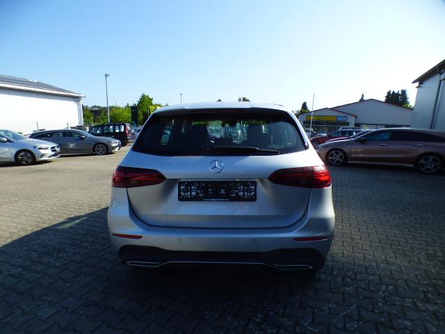 Mercedes-Benz B-Klasse B 180 Progressive Line Advanced Automatik Verkehrszeichen Assist Kamera EASY Pack LED High Performance MBUX 