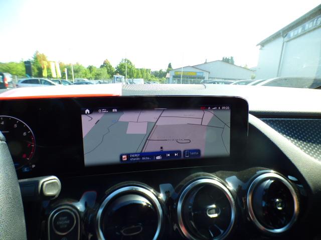 Mercedes-Benz B-Klasse B 180 Progressive Line Advanced Automatik Verkehrszeichen Assist Kamera EASY Pack LED High Performance MBUX 