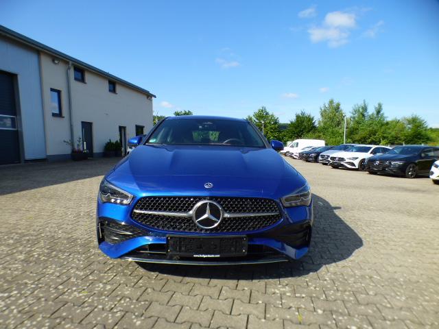 Mercedes-Benz CLA Shooting Brake 200 SB Edition AMG Fahrassistenz-Paket Multibeam LED Winterpaket Kamera Ambientebeleuchtung 