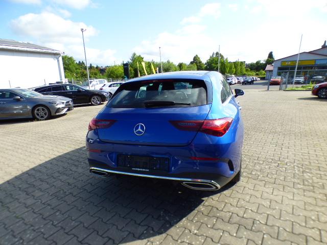 Mercedes-Benz CLA Shooting Brake 200 SB Edition AMG Fahrassistenz-Paket Multibeam LED Winterpaket Kamera Ambientebeleuchtung 