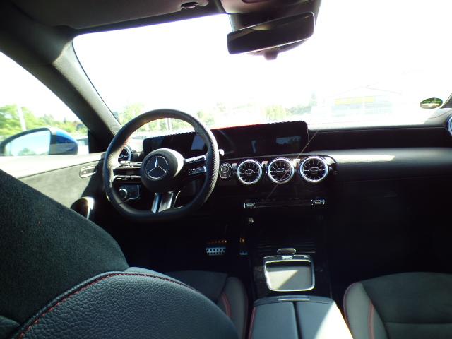 Mercedes-Benz CLA Shooting Brake 200 SB Edition AMG Fahrassistenz-Paket Multibeam LED Winterpaket Kamera Ambientebeleuchtung 