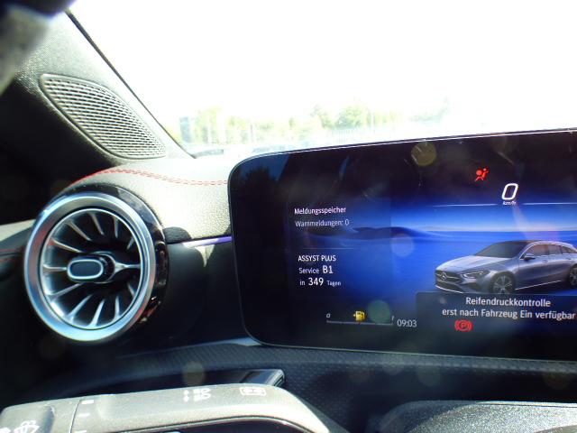 Mercedes-Benz CLA Shooting Brake 200 SB Edition AMG Fahrassistenz-Paket Multibeam LED Winterpaket Kamera Ambientebeleuchtung 