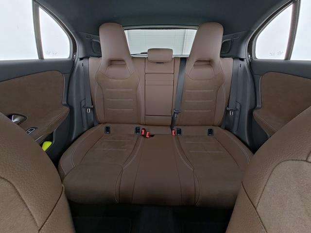 Mercedes-Benz A-Klasse A 220 d AMG Line Advanced Plus Fahrassistenz Burmester Soundpaket Anhängerkupplung Night Paket Memory Multibeam LED Verkehrszeichen Assist Ambiente Modelljahr 2025 