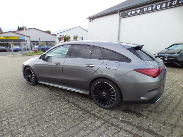 Mercedes-Benz CLA Shooting Brake 200 SB AMG Line Premium Anhängerkupplung 19 Zoll Burmester Sound Night Paket Winter LED High Performance Ambiente Kamera 