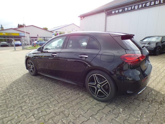 Mercedes-Benz A-Klasse A 220 d AMG Line Advanced Plus Fahrassistenz Burmester Soundpaket Anhängerkupplung Night Paket Memory Multibeam LED Verkehrszeichen Assist Ambiente Modelljahr 2025 
