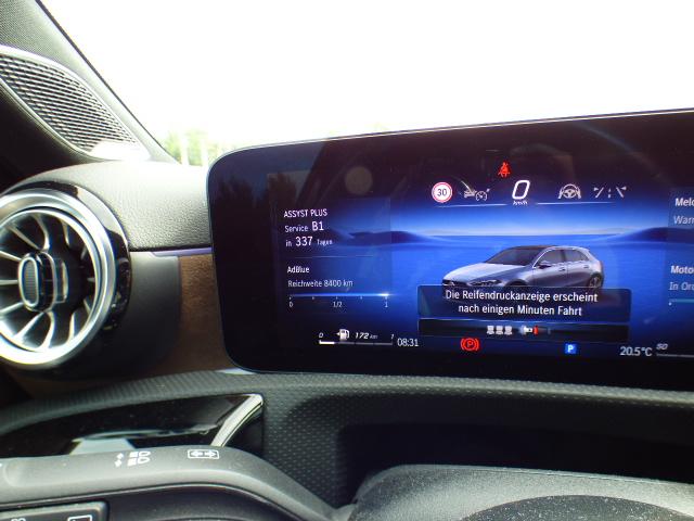 Mercedes-Benz A-Klasse A 220 d AMG Line Advanced Plus Fahrassistenz Burmester Soundpaket Anhängerkupplung Night Paket Memory Multibeam LED Verkehrszeichen Assist Ambiente Modelljahr 2025 