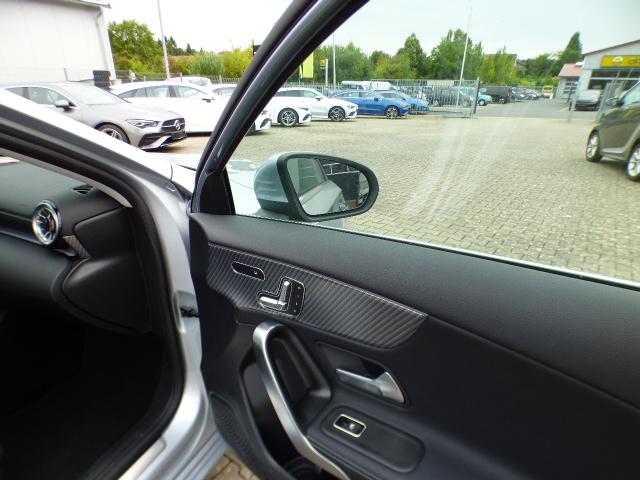 Mercedes-Benz A-Klasse A 200 Progressive Line Advanced Plus Anhängerkupplung Memory Verkehrszeichen Assist Winter Paket Ambientebeleuchtung LED 