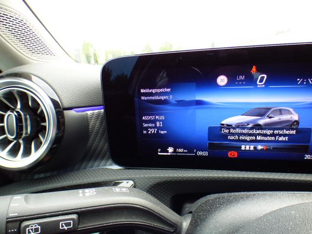Mercedes-Benz A-Klasse A 200 Progressive Line Advanced Plus Anhängerkupplung Memory Verkehrszeichen Assist Winter Paket Ambientebeleuchtung LED 