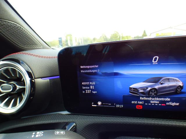 Mercedes-Benz CLA Shooting Brake 250 4M AMG line Premium Anhängerkupplung Verkehrszeichen AssistentMulibeam LED Fernlicht-Assistent Head-Up Display Panorama Schiebedach Totwinkel-Assistent Kamera Modeljahr 2025 