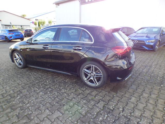 Mercedes-Benz A-Klasse A 200 AMG Line Premium Standheizung AHK Burmester Sound Winterpaket Kamera Totwinkelassistent Ambientebeleuchtung LED High Performance Modeljahr 2025 