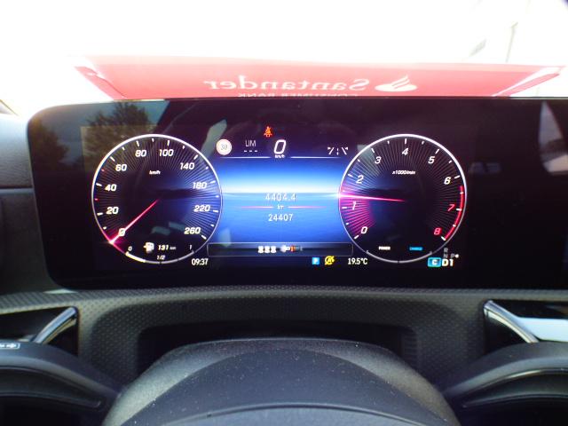 Mercedes-Benz A-Klasse A 200 AMG Line Premium Standheizung AHK Burmester Sound Winterpaket Kamera Totwinkelassistent Ambientebeleuchtung LED High Performance Modeljahr 2025 