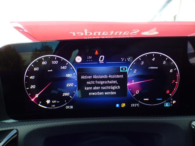 Mercedes-Benz A-Klasse A 200 AMG Line Premium Standheizung AHK Burmester Sound Winterpaket Kamera Totwinkelassistent Ambientebeleuchtung LED High Performance Modeljahr 2025 