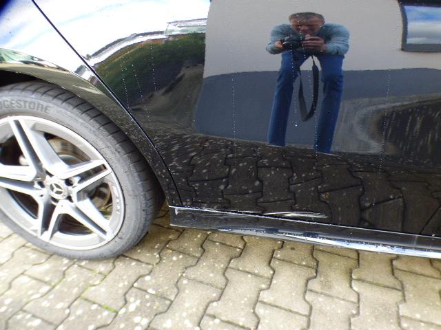 Mercedes-Benz A-Klasse A 200 AMG Line Premium Standheizung AHK Burmester Sound Winterpaket Kamera Totwinkelassistent Ambientebeleuchtung LED High Performance Modeljahr 2025 