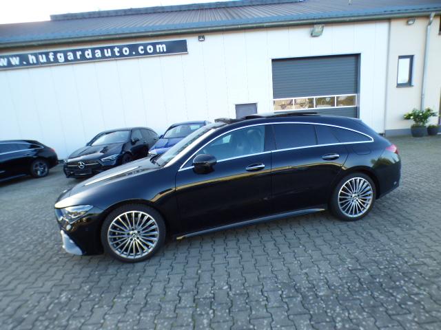 Mercedes-Benz CLA Shooting Brake 200 AMG Edition Line Panorama Schiebedach 19 Zoll Alu Multibeam LED Winter Paket Kamera Keyless Go Distronic Totwinkel Assistent Modeljahr 2025 