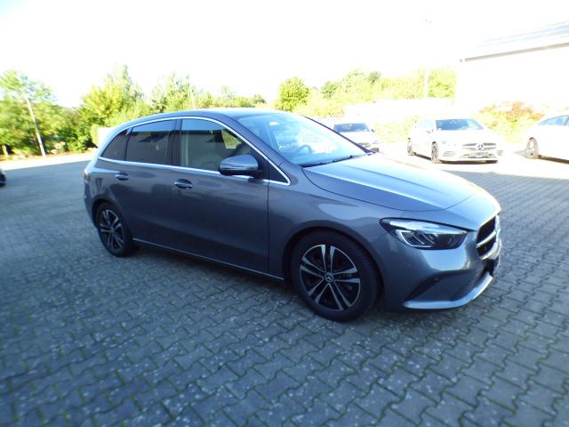 Mercedes-Benz B-Klasse B 200 Progressive Line Advanced Fahrassistent Standheizung Memory Leder Verkahrsassist Winter-Paket 