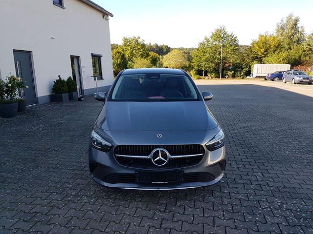 Mercedes-Benz / B-Klasse / / / / 